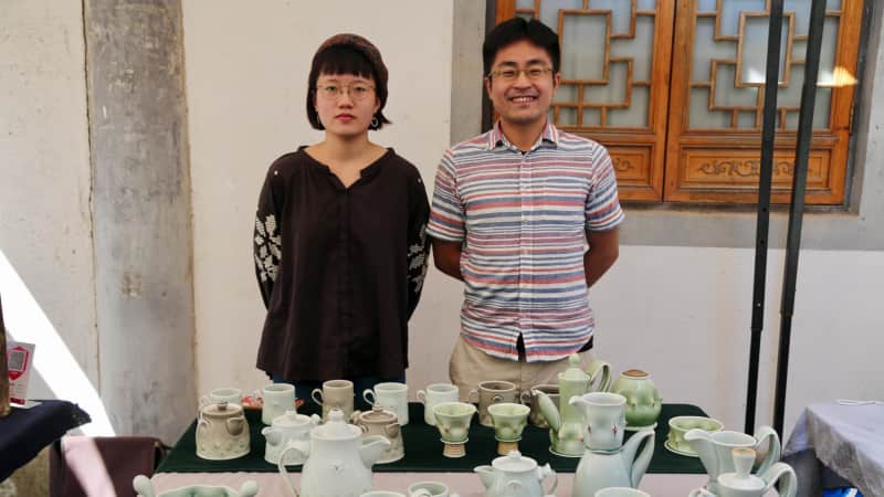 Young ceramists like Lai Yunyun and Zhang Xinkui sell their original handcrafted works every Saturday morning at the Pottery Workshop market. Jingdezhen has become a holy land for Chinese youth who want to pursue the art of craftsmanship away from the city bustle. 