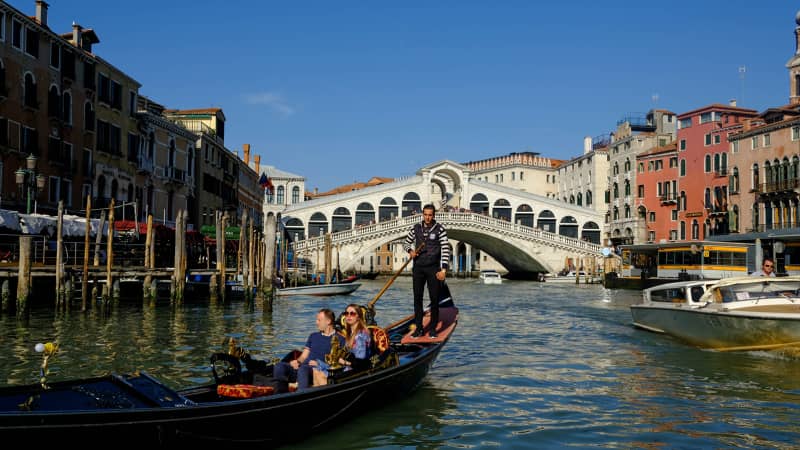 Venetians are leaving the city