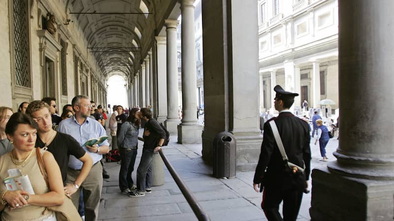 florence uffizi lines