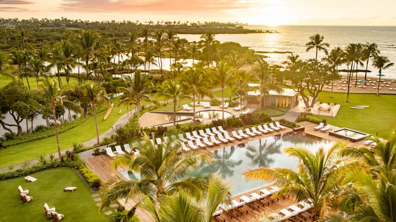 Along the Kona-Kohala coast of Island of Hawaii, Mauna Lani, Auberge Resorts Collection opened to great fanfare in January 2020, only to be shut down by the pandemic. The resort reopened in November 2020.