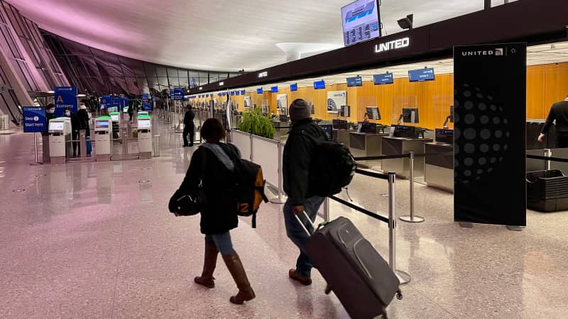 International air travelers are likely to share health information in the future via new apps.