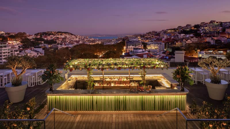 sky Bar