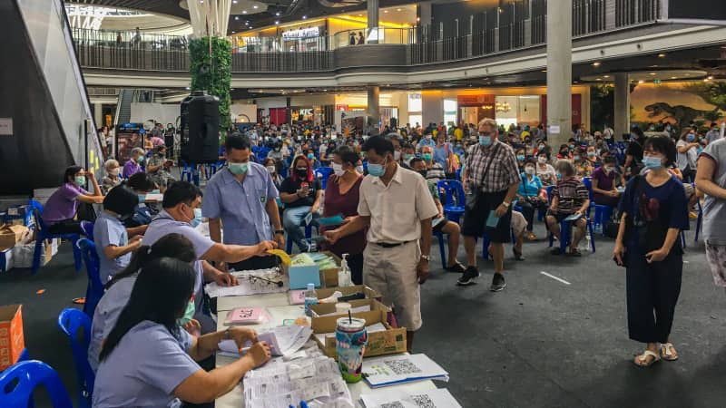 Mass vaccinations are now being carried out in Chiang Mai, including at the Promenada Shopping Mall, pictured. 