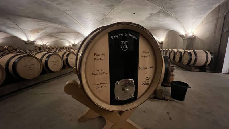 800000 euro barrel of wine