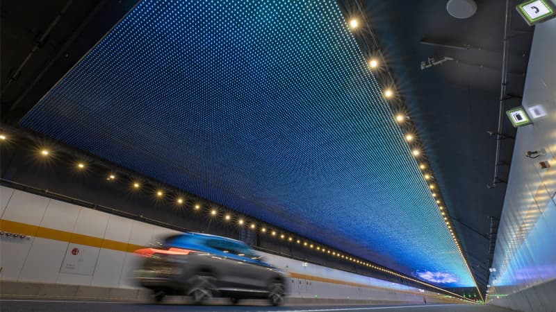 A view of the LED ceiling installed in the 10.79-kilometer tunnel under Lake Taihu.