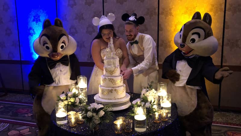 Renata and Brian enjoyed a Disney-themed wedding at Disney's Grand Californian Hotel.
