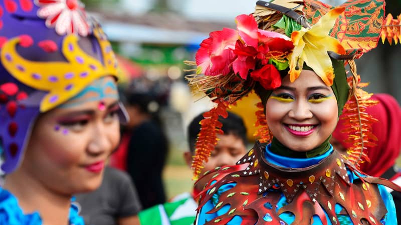 Sulawesi's Teluk Palu Festival is an intoxicating explosion of noise and colour. 