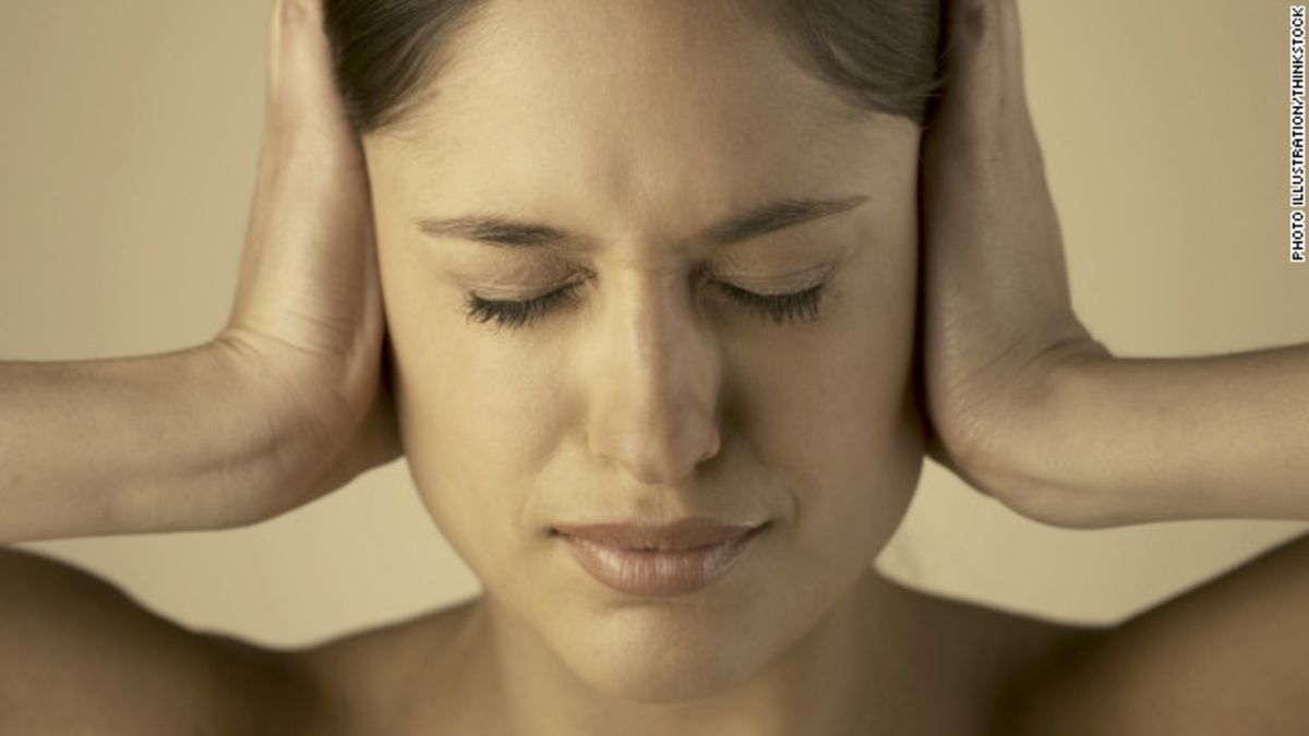 Tinnitus (Ringing in Ears): Symptoms, Causes, & Treatment