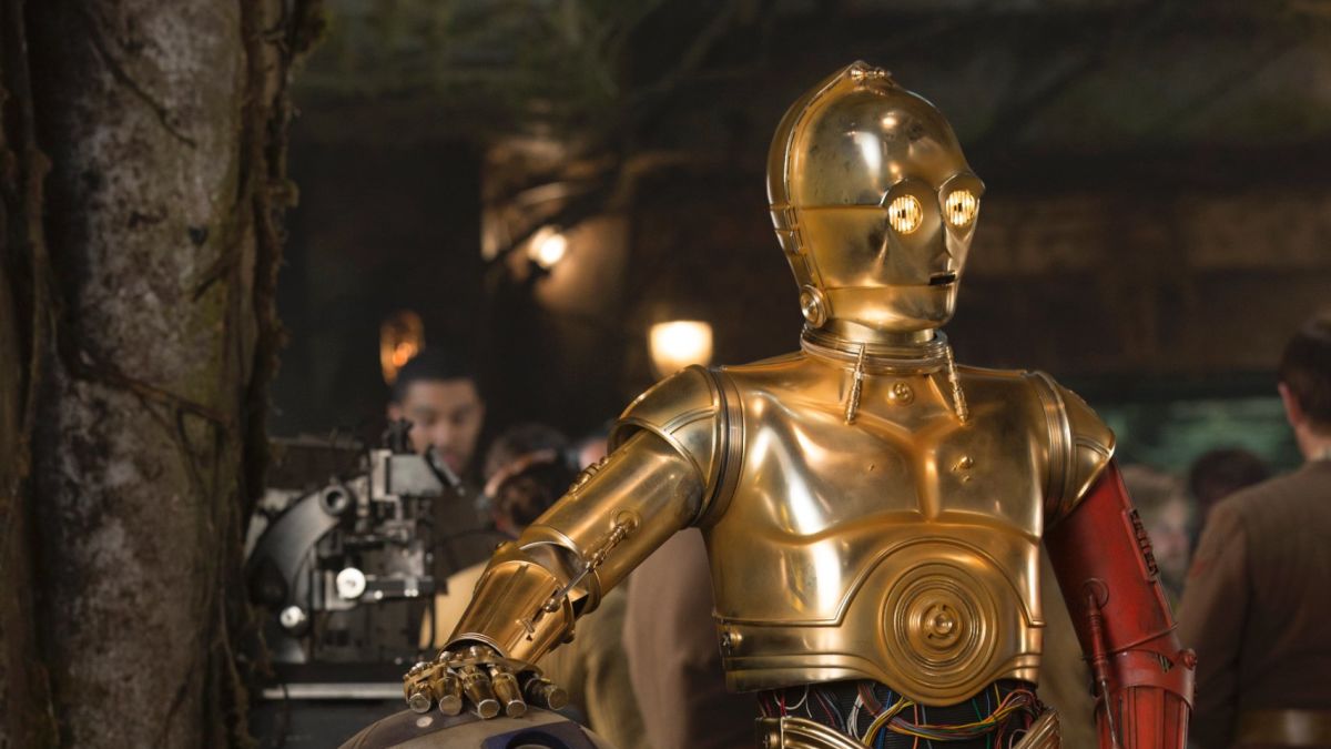 R2-D2 unit from 'Star Wars' sells for $2.75 million