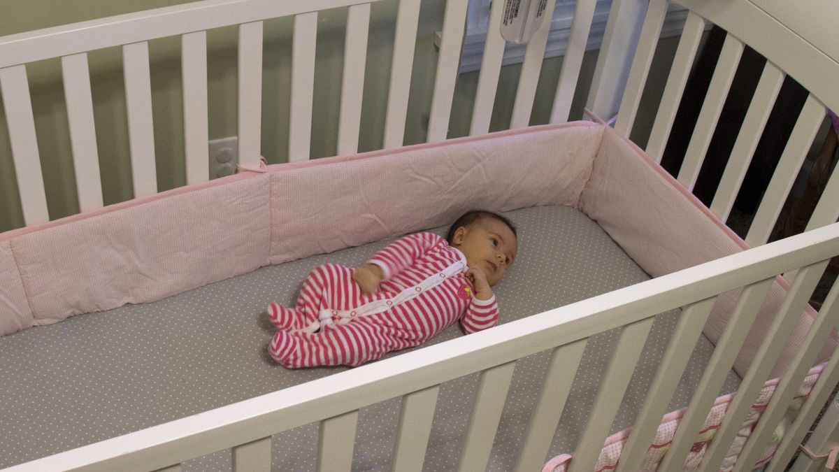 180 x 30 cm cot Bumper for Babies, cot Bumper Pads for The Head Area of 120 x 60 cm cots; ULLENBOOM ® Bumper  Safari Peppermint