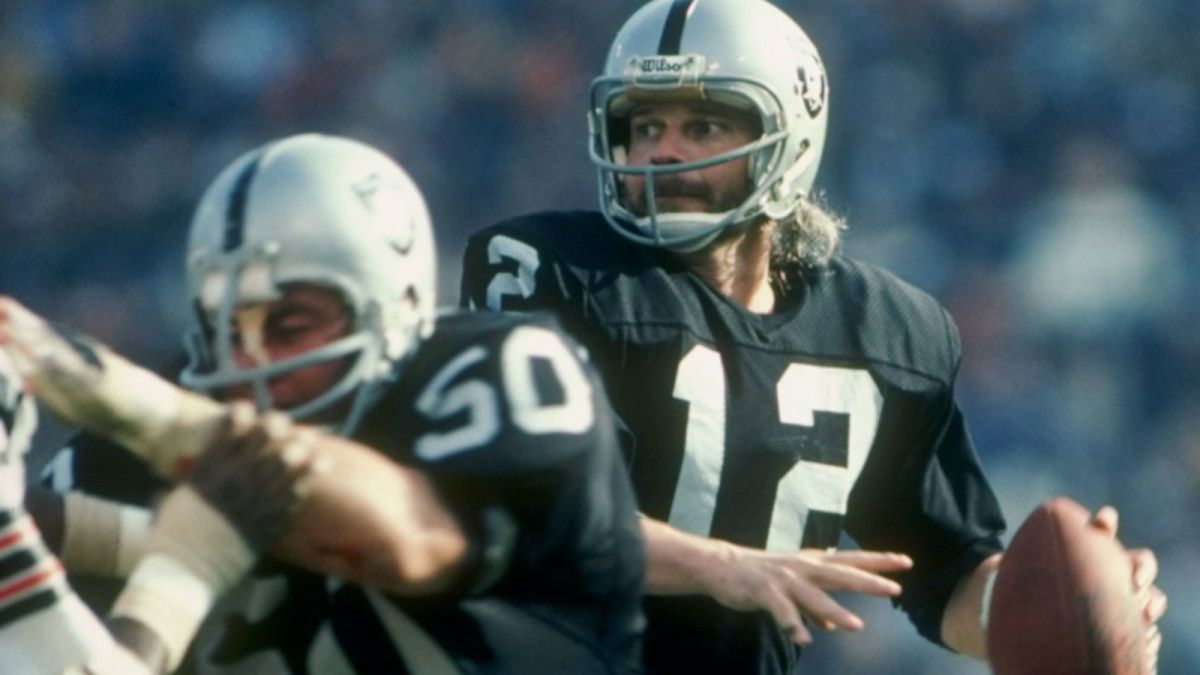 Ken Stabler, 69; former Oakland Raiders quarterback - The Boston Globe