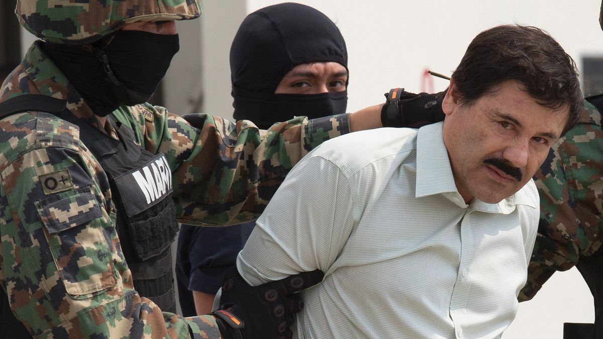 EL CHAPO 8X10 PHOTO MEXICO DRUG CARTEL ORGANIZED CRIME PICTURE GUZMAN WITH GUN