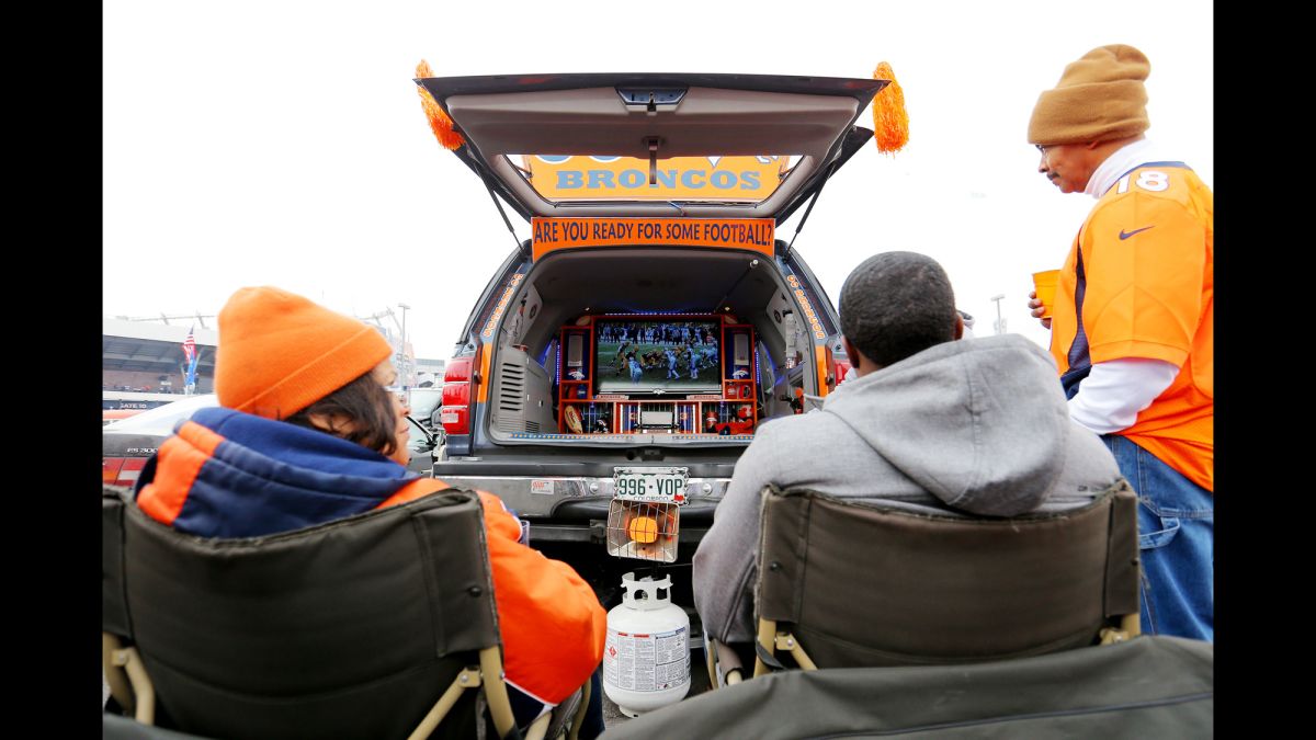 DNVR TAILGATES