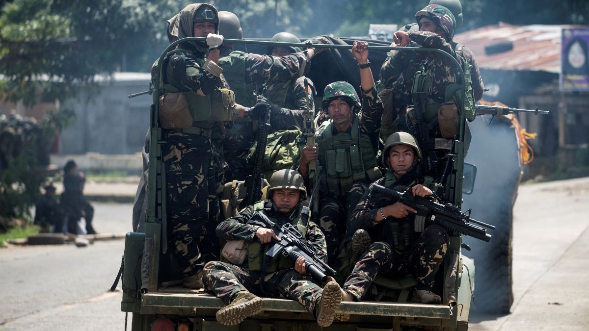 Us Forces Helping Philippines Battle Isis Linked Fighters Cnn