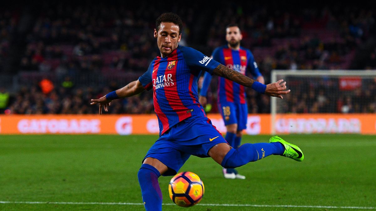 Neymar Signs 5 Year Deal With Paris Saint Germain Cnn