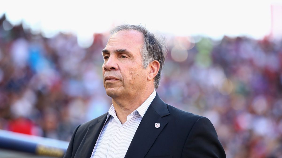 the star spangled banner i don t think it s appropriate to play the us national anthem at professional sporting events says bruce arena cnn the star spangled banner i don t