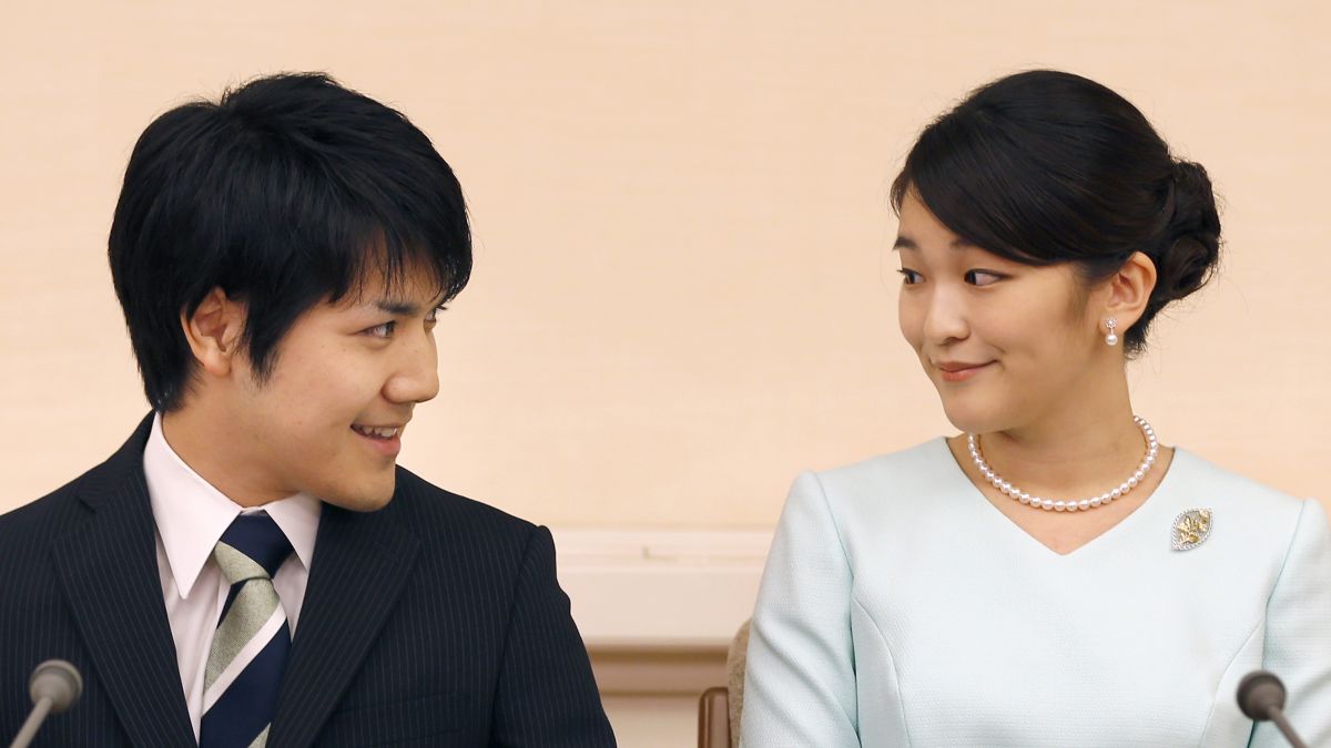 Japans Princess Mako to give up one-off payment in controversial marriage