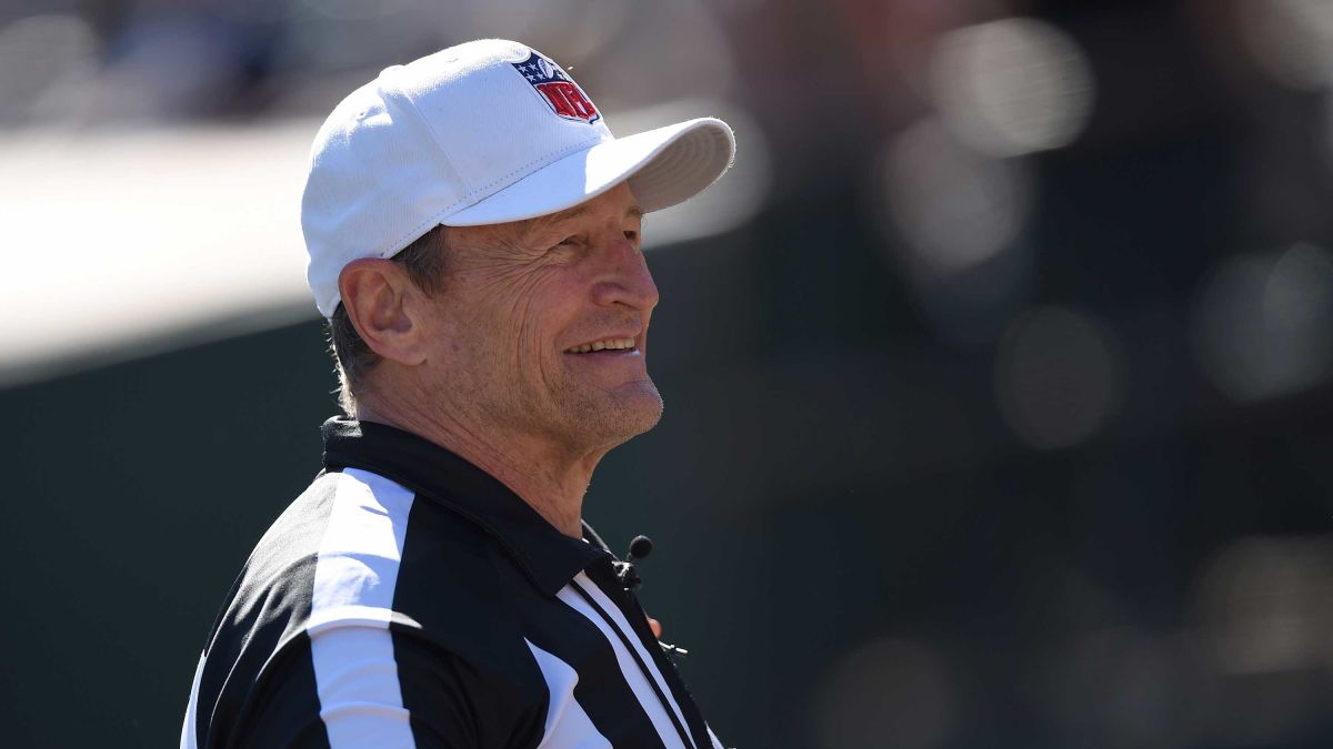 NFL ref Ed Hochuli retires, wore a striped shirt for 28 years