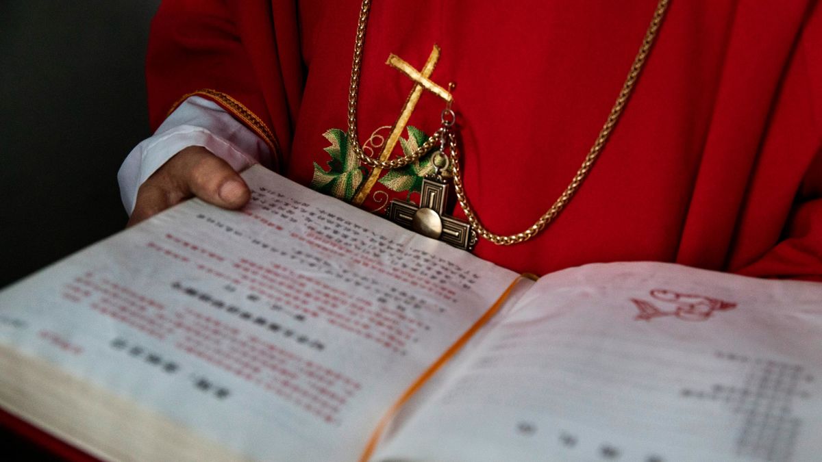 Bibles Pulled From Online Stores As China Increases Control - 