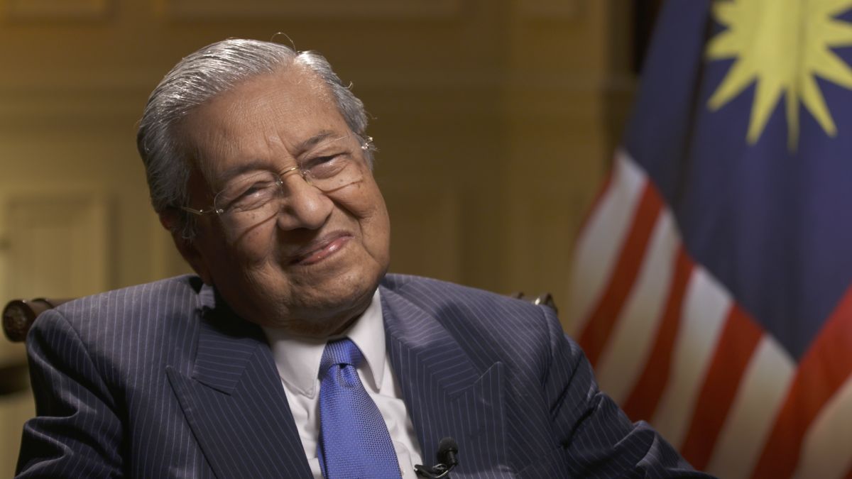 Malaysian Pm Mahathir Most Of The Top Echelons In The Government Are Corrupt Cnn