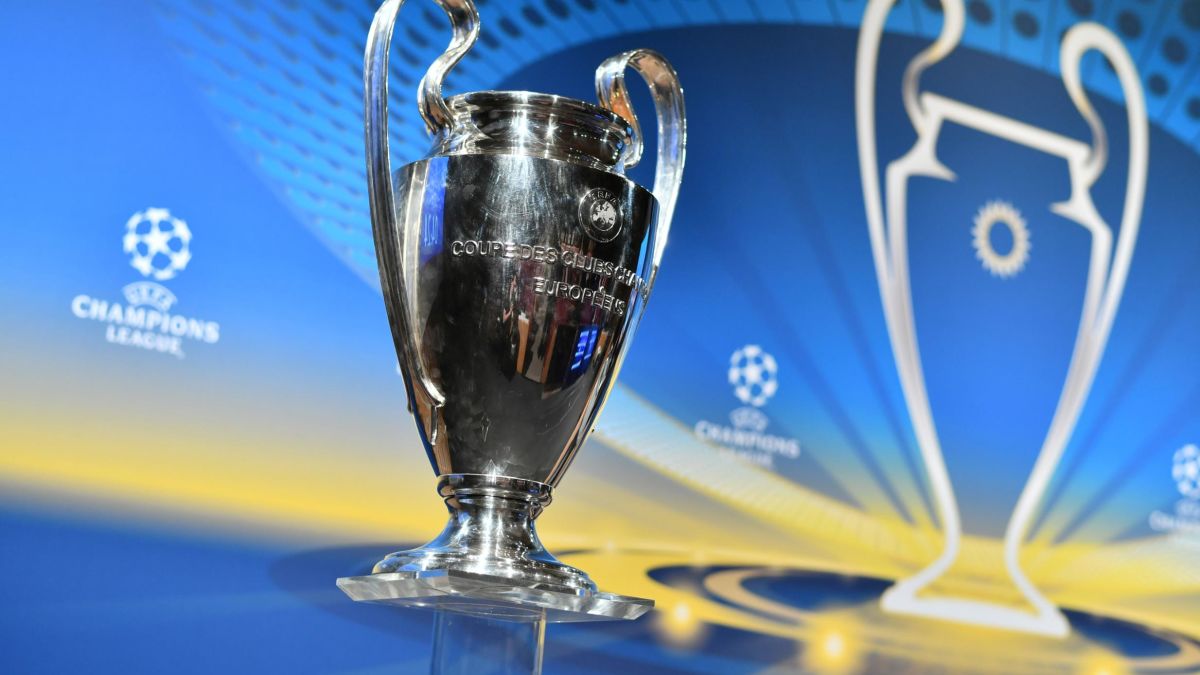 cilia koncert Holde UEFA Champions League draw: Barcelona faces Paris Saint-Germain in pick of  round of 16 ties - CNN