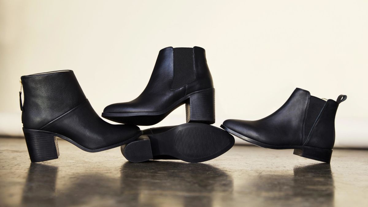 nisolo heeled chelsea boot