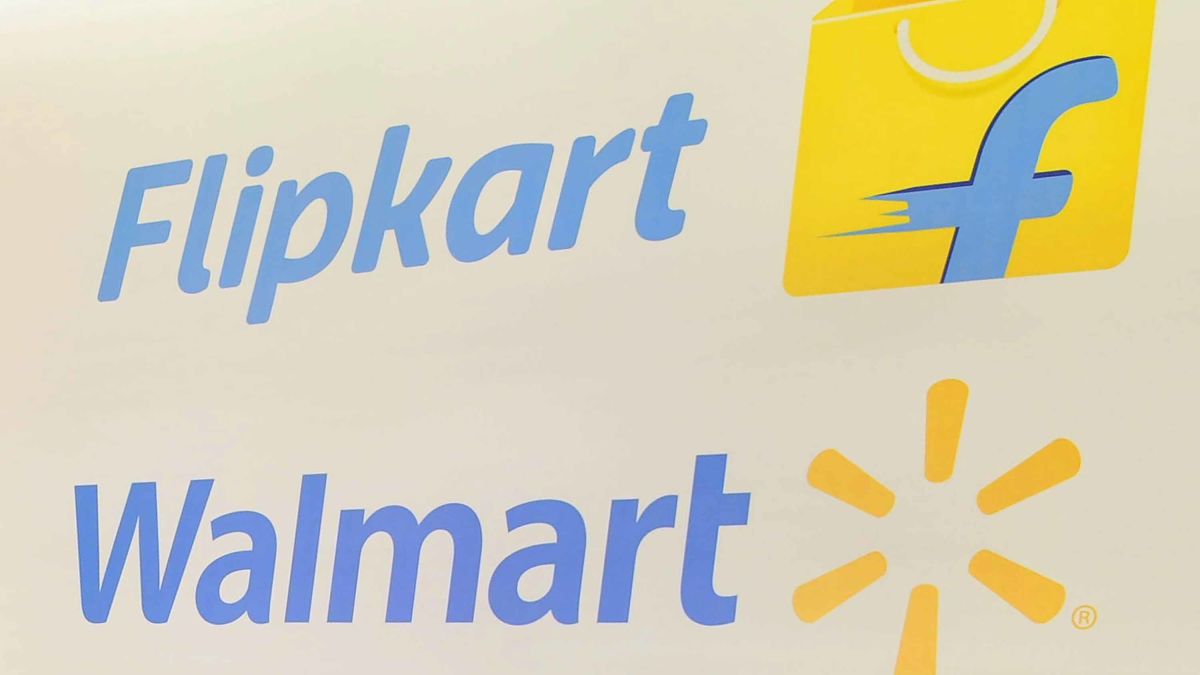 Walmart trims profit outlook due to Flipkart