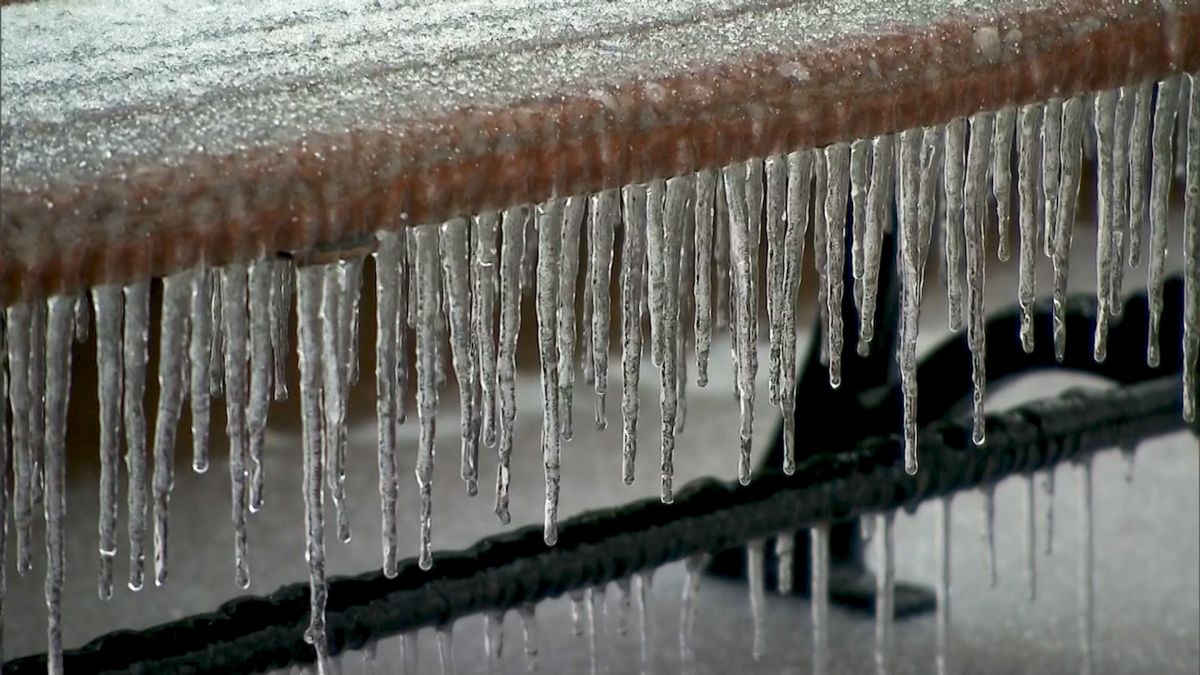 Winter precipitation: How snow differs from freezing rain and sleet - CNN  Video