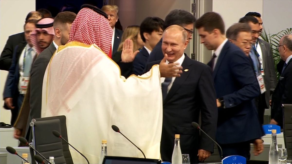 The astounding Putin-MBS high five (opinion) | CNN