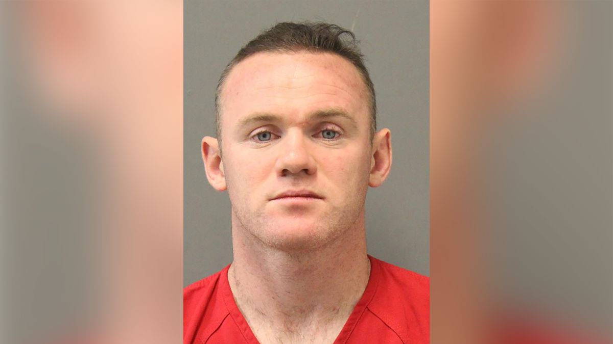 Wife Tease Public Beach - Soccer star Wayne Rooney arrested on public intoxication ...