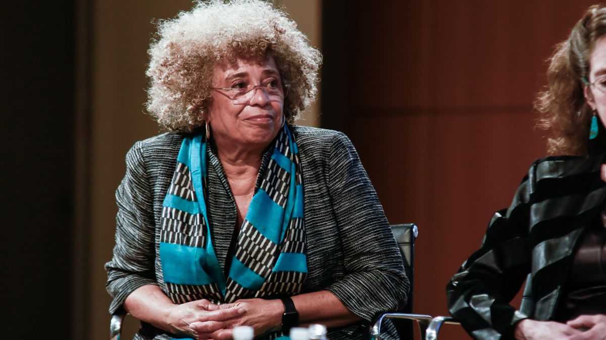 angela davis obedecer