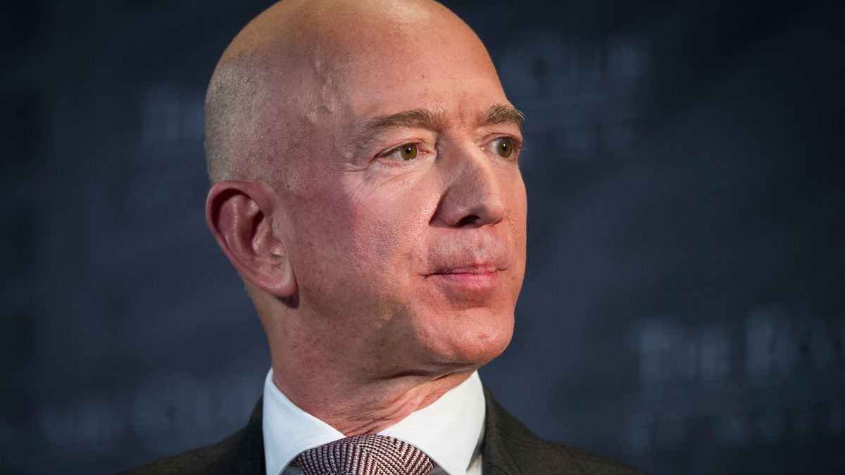 Jeff Bezos National Enquirer Lawyer Denies Tabloid Extorted