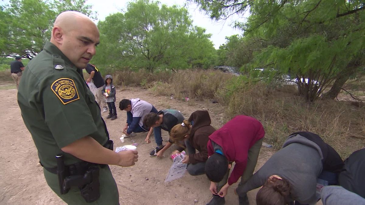 Rio Grande Valley border patrol releasing migrants without court date