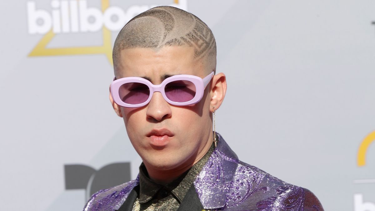 Bad bunny offers fan $5,000 for painting billboard news. 