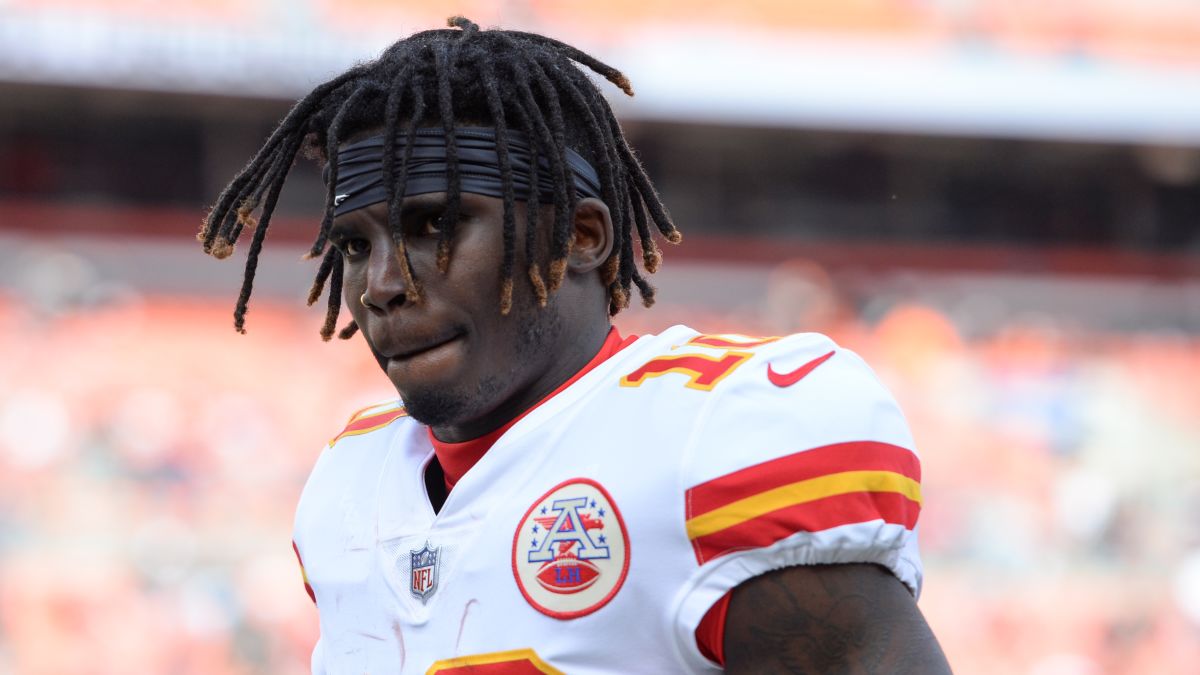 Tyreek Hill Kansas City Chiefs Pull Wide Receiver From Team