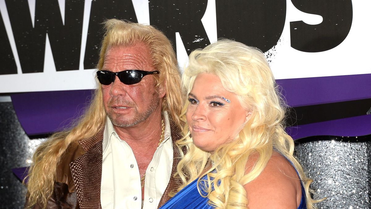 Dog The Bounty Hunter Shares Photo From Beth S Bedside Cnn