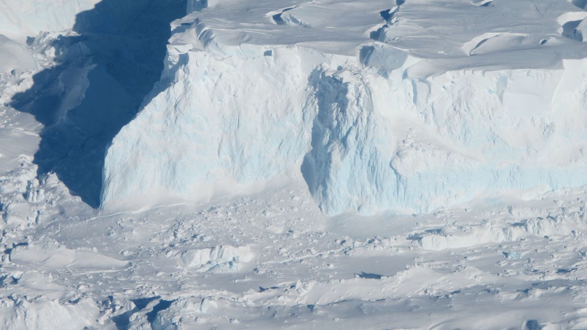 Two Antarctic glaciers are breaking up and it could have major consequences  for sea level rise - CNN