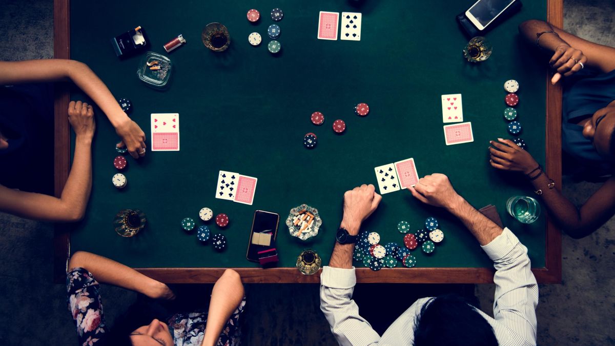 Facebook Researchers Trained Ai To Beat Poker Pros At Texas - 