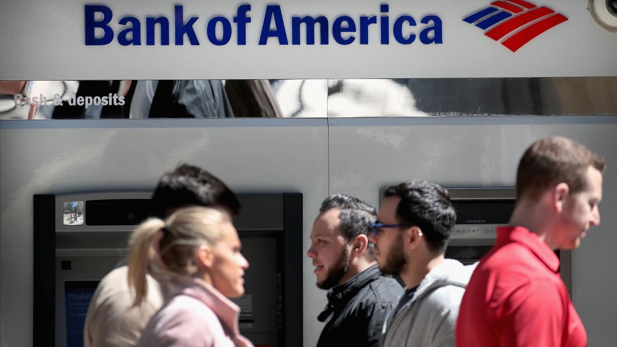 Bank of America Increases US Minimum Hourly Wage to  by 2025