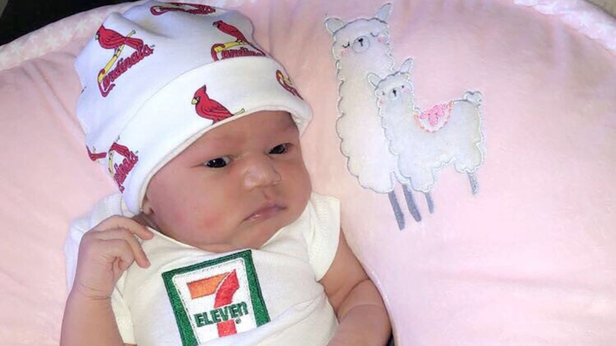 7-Eleven baby: Convenience store gives 