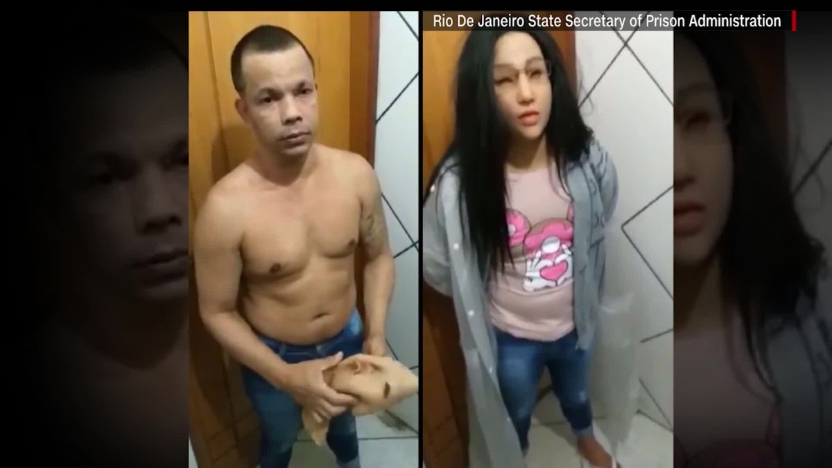 Brazil prison escape: Fugitive posts selfies on the run - BBC News