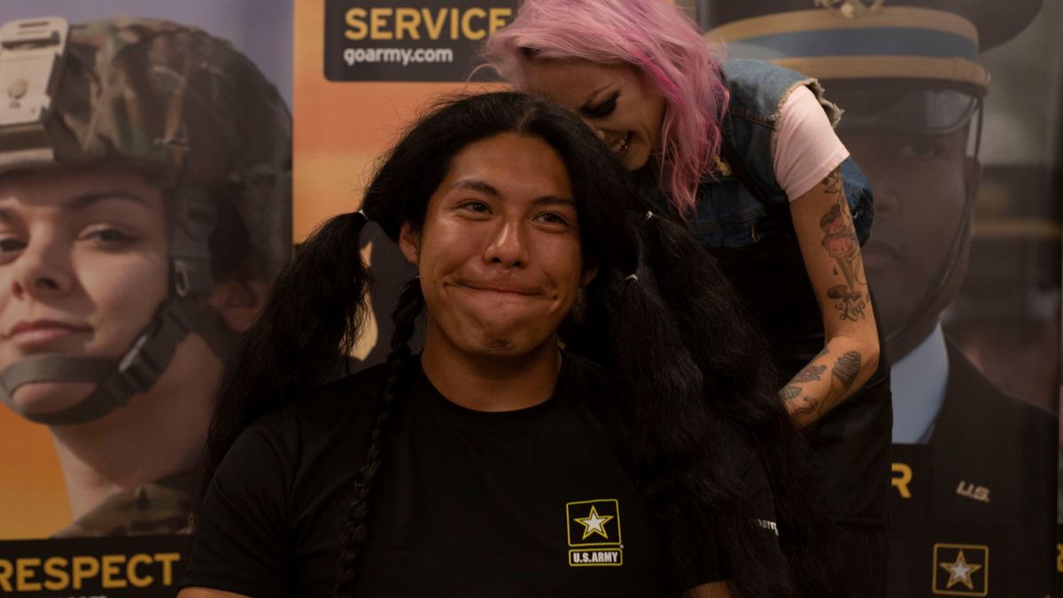 He Got His First Haircut In 15 Years So He Could Join The Army Cnn