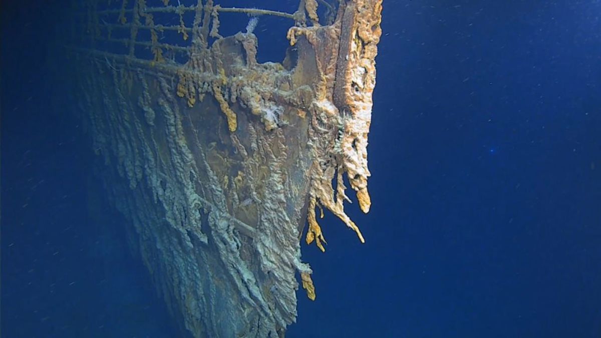 First Titanic dives in 14 years show how the ocean floor is swallowing up  the shipwreck | CNN