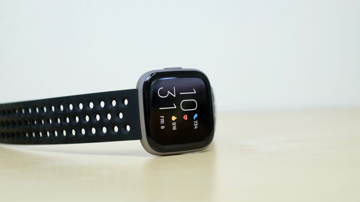 is fitbit iphone compatible