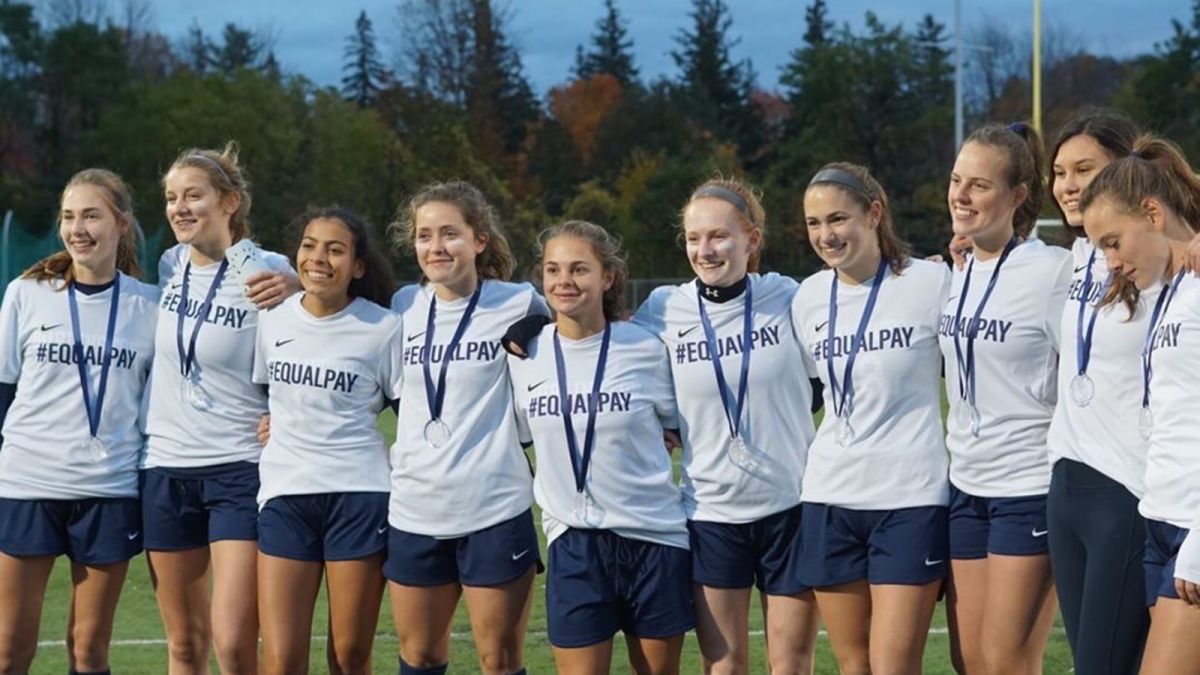 A Girls Soccer Team In Vermont Was Penalized For Their Equal Pay Shirts Cnn