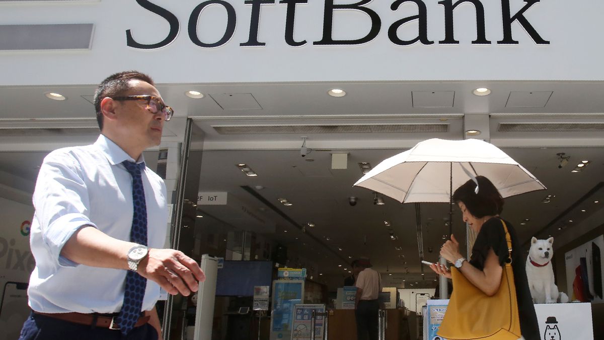 Softbank Takes 9 Billion Hit From Uber Wework And Other Tech Investments Cnn