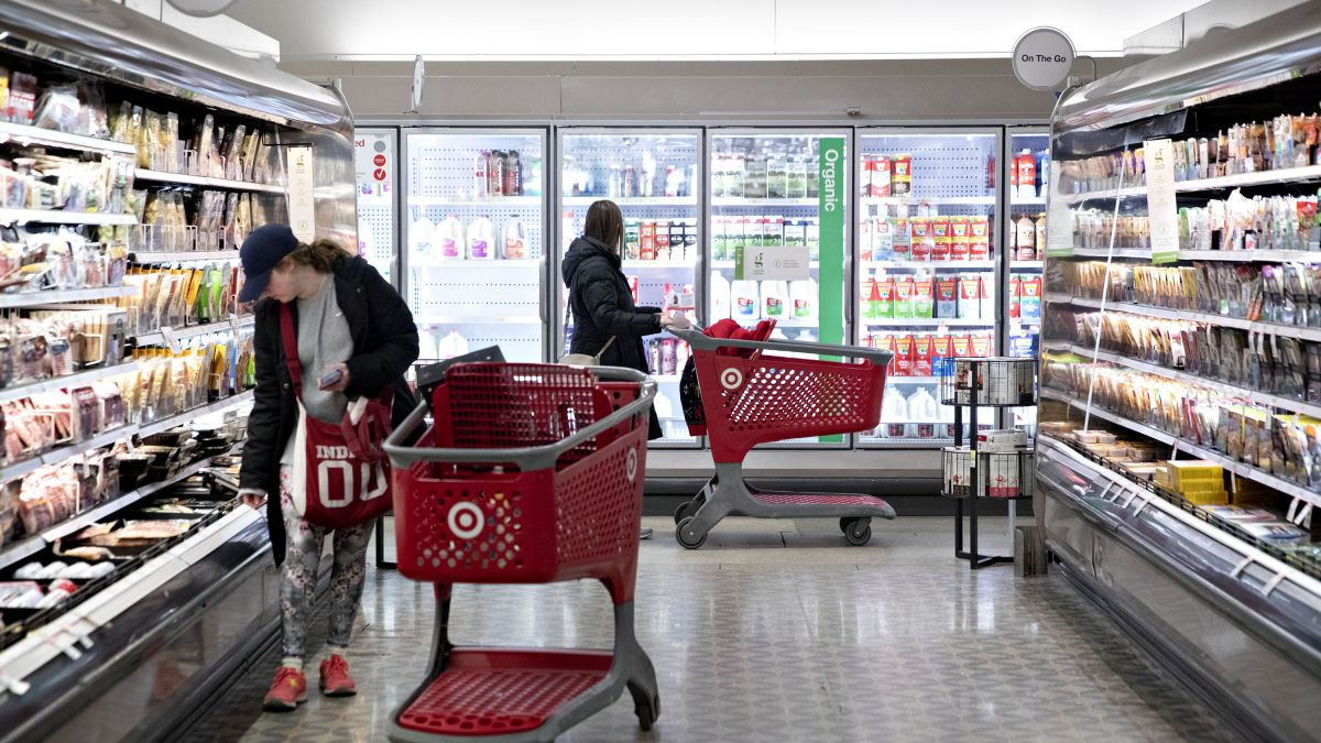 Estée Lauder Grows Mass Retail Distribution in U.S. at Kohl's, Target