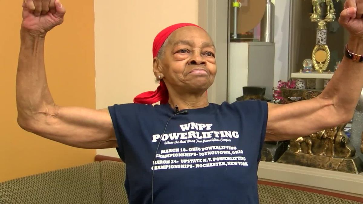 This powerlifting 82-year-old made an intruder regret breaking