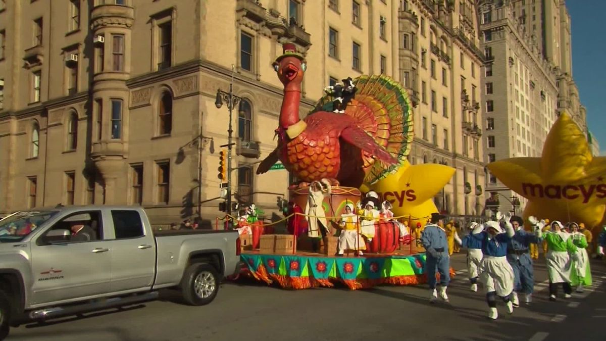 Your 2019 Thanksgiving week TV guide: Football, parades, sitcoms