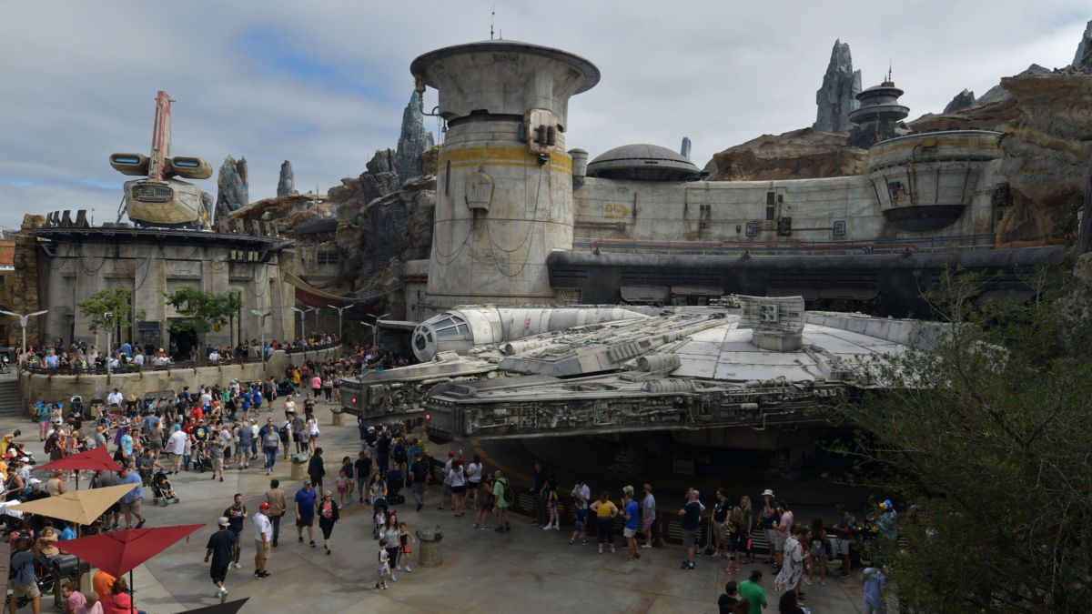 Star Wars Galaxy S Edge Is Walt Disney World S New Captivating Land